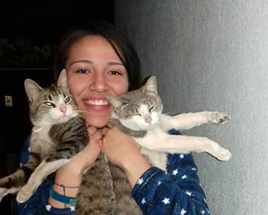 Con mis gatas